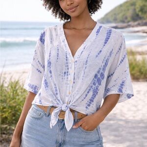 Rails Women’s Top White and Blue Button-Down Shirt Size S